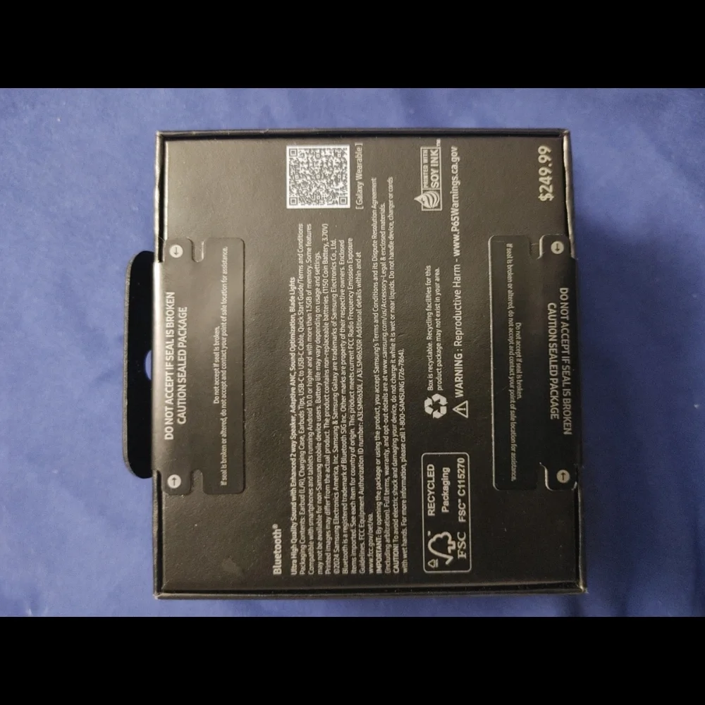 Samsung Galaxy Buds3 Pro in Black.New Box Sealed